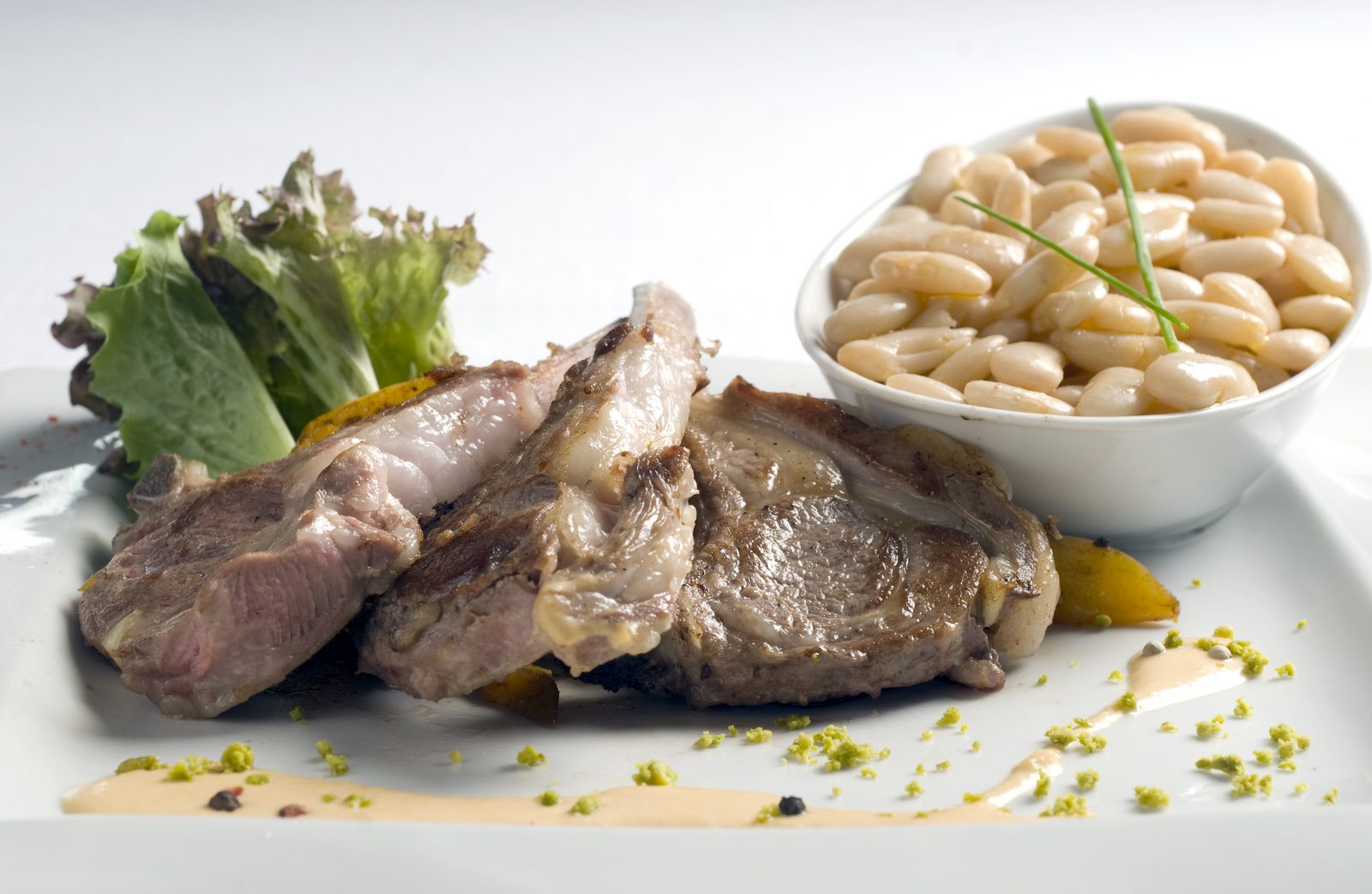 Haricot Tarbais et son carr&eacute; d'Agneau Fermier Label Rouge